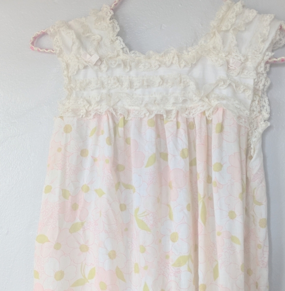 Vtg 70s Floral Cotton Granny Nightgown Lace Ruffle Yoke S - Picture 3 of 4